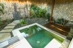 Bali - Naya Gawana Resort - Mangrove Suite - Privater Garten mit Whirlpool