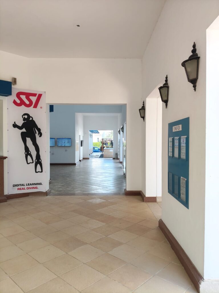 Extra Divers Lahami Bay (1)